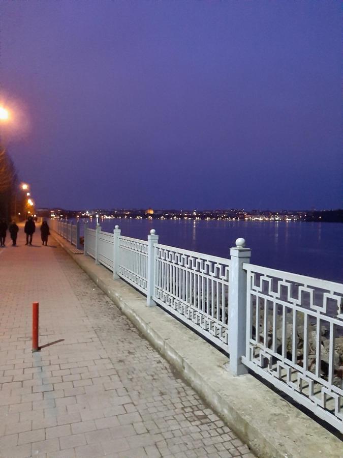 Стильна Квартира-Студія В Центрі Міста На Набережній Ternopil Exterior photo